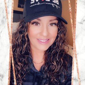 Meet your Posher, Posh